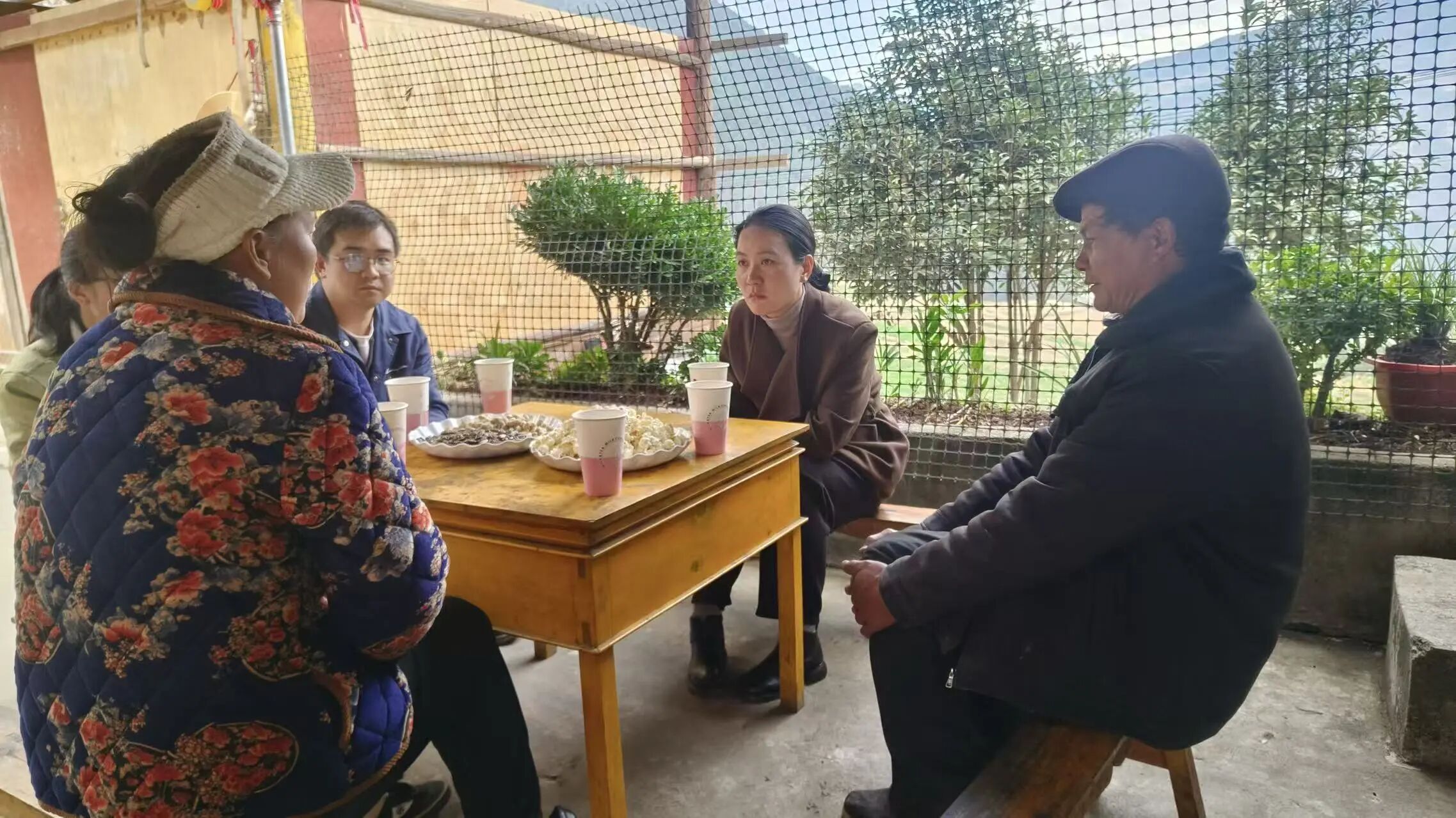 和维洁开展元旦春节走访慰问活动