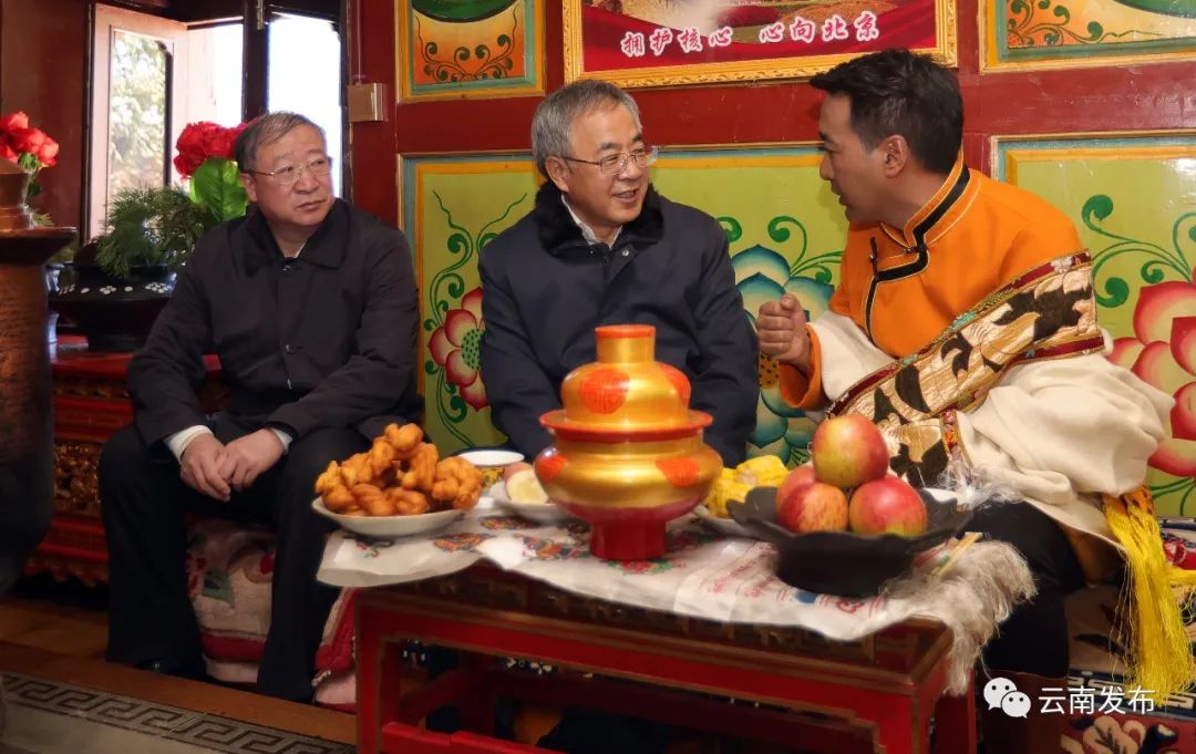 1669687622935013887.jpg 2.jpg