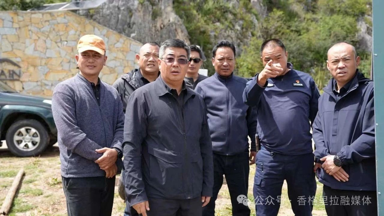 巨燕冬调研纳帕海防汛工作