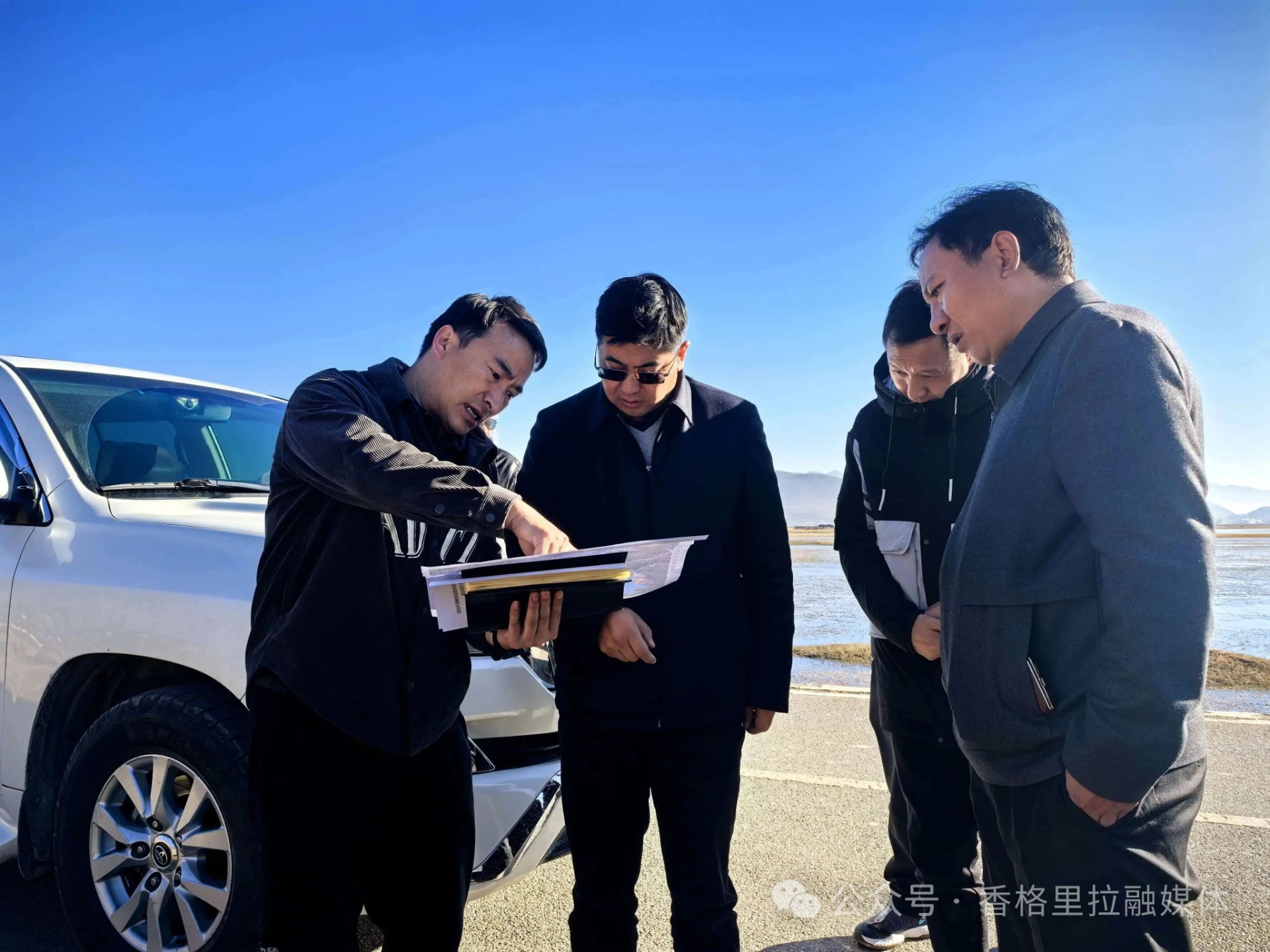 巨燕冬到建塘镇调研重点项目建设与纳帕海综合治理工作