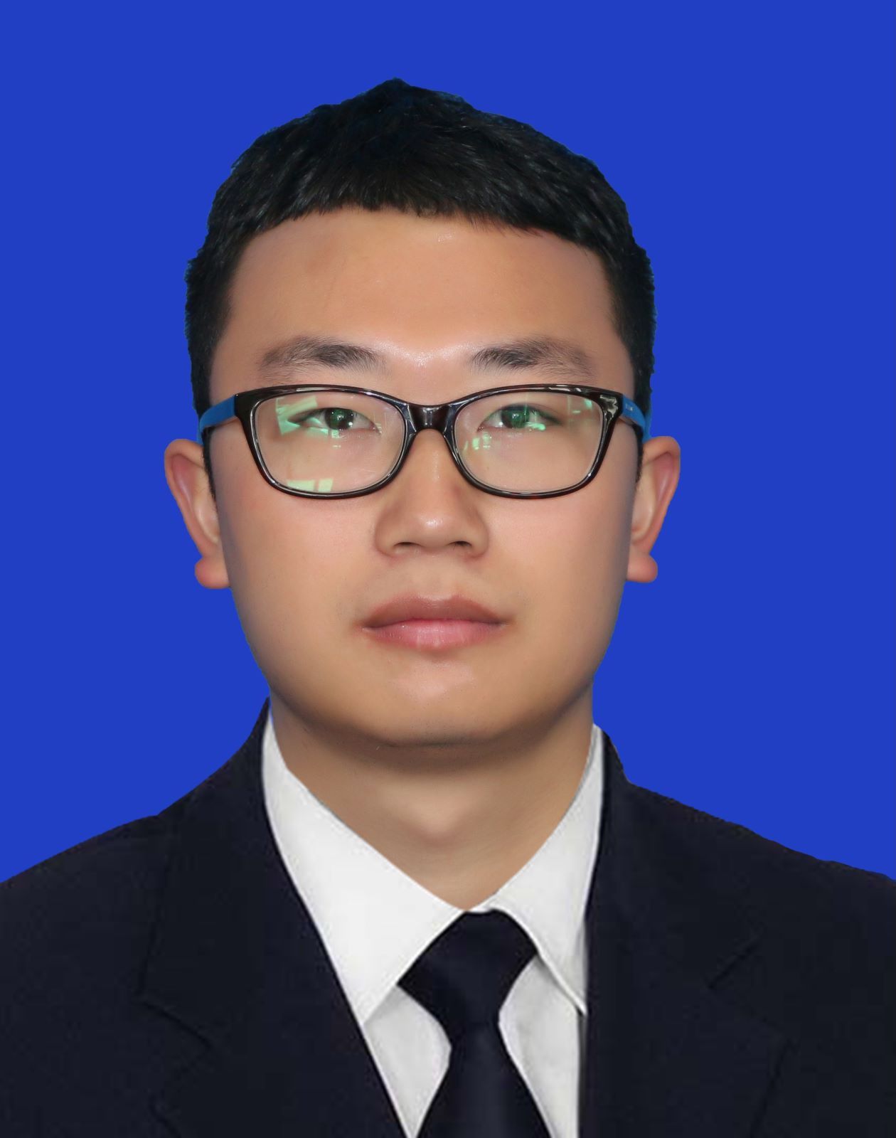 1639471783670013253.jpg 余东海.jpg