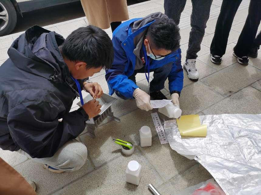 1650939363329099917.png 3302.png