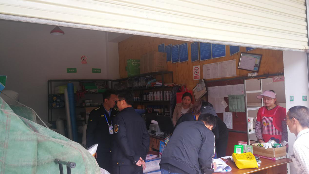 1652944673433098644.png 4303.png