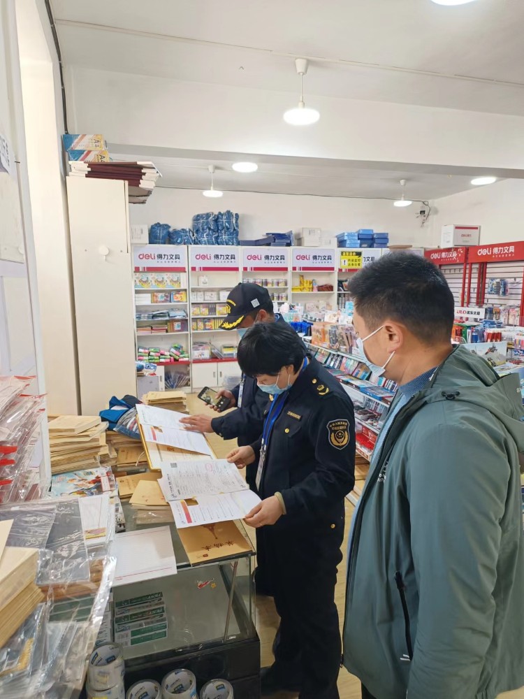 1651458630532063243.jpg 8aceee3410ba2586f67dab2282117bb.jpg