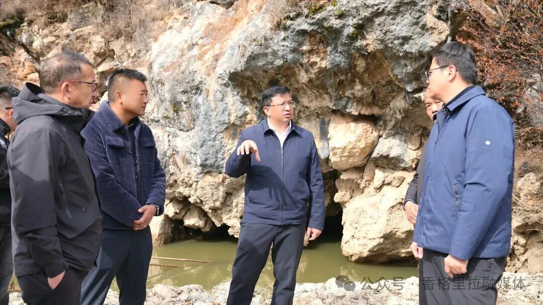 黄龙新调研纳帕海水质提升工作 强调要提高政治站位 抓实生态治理